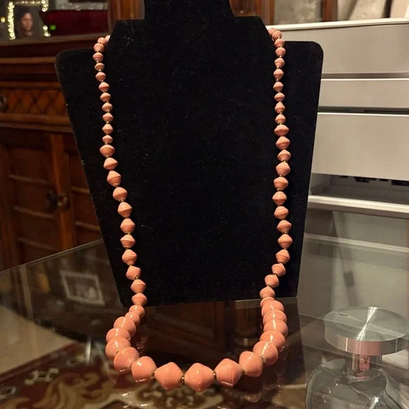 Peach Colored Beaded Paper Necklace Vintage - Picture 1 of 10